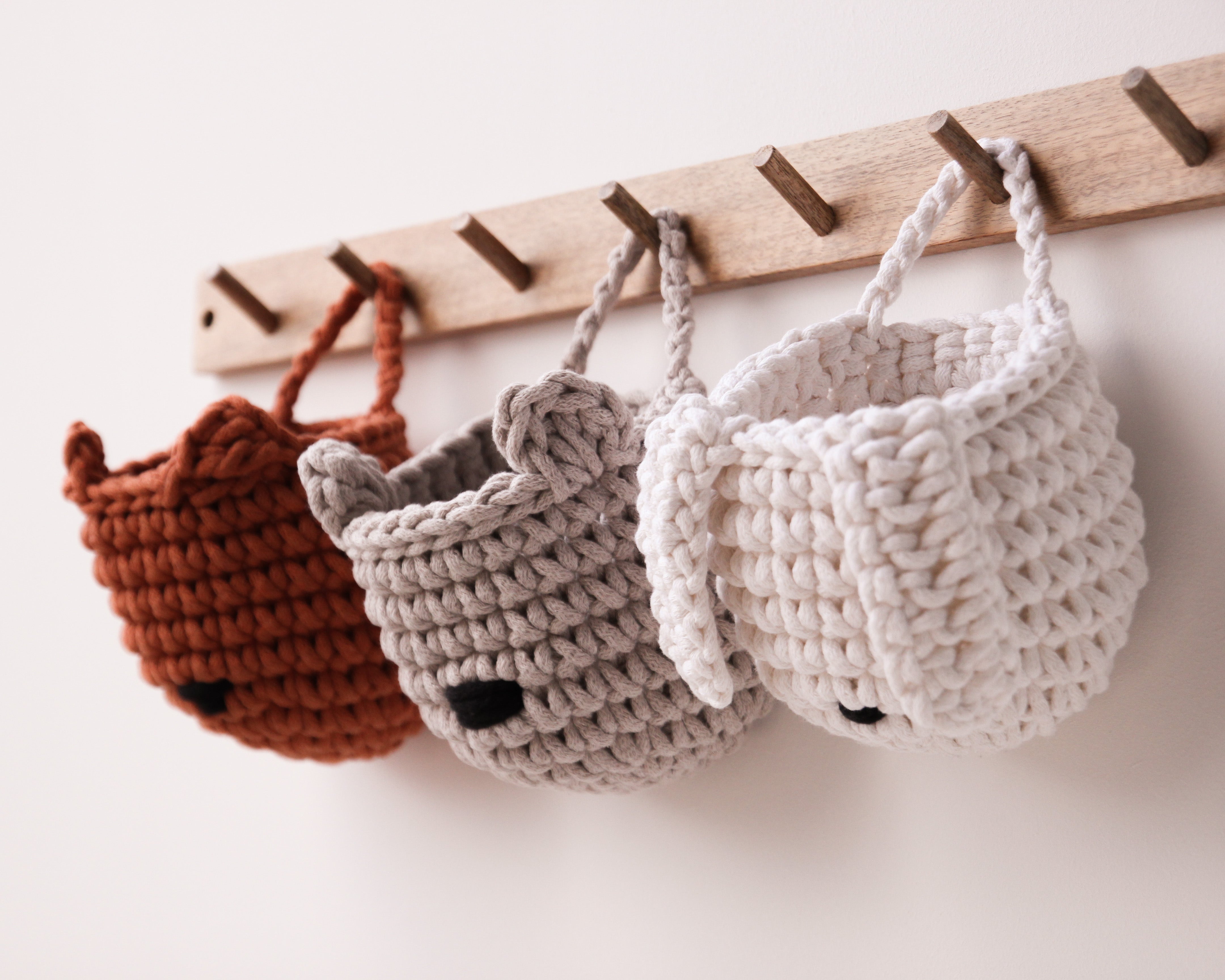 Crochet Bunny Basket - Oatmeal
