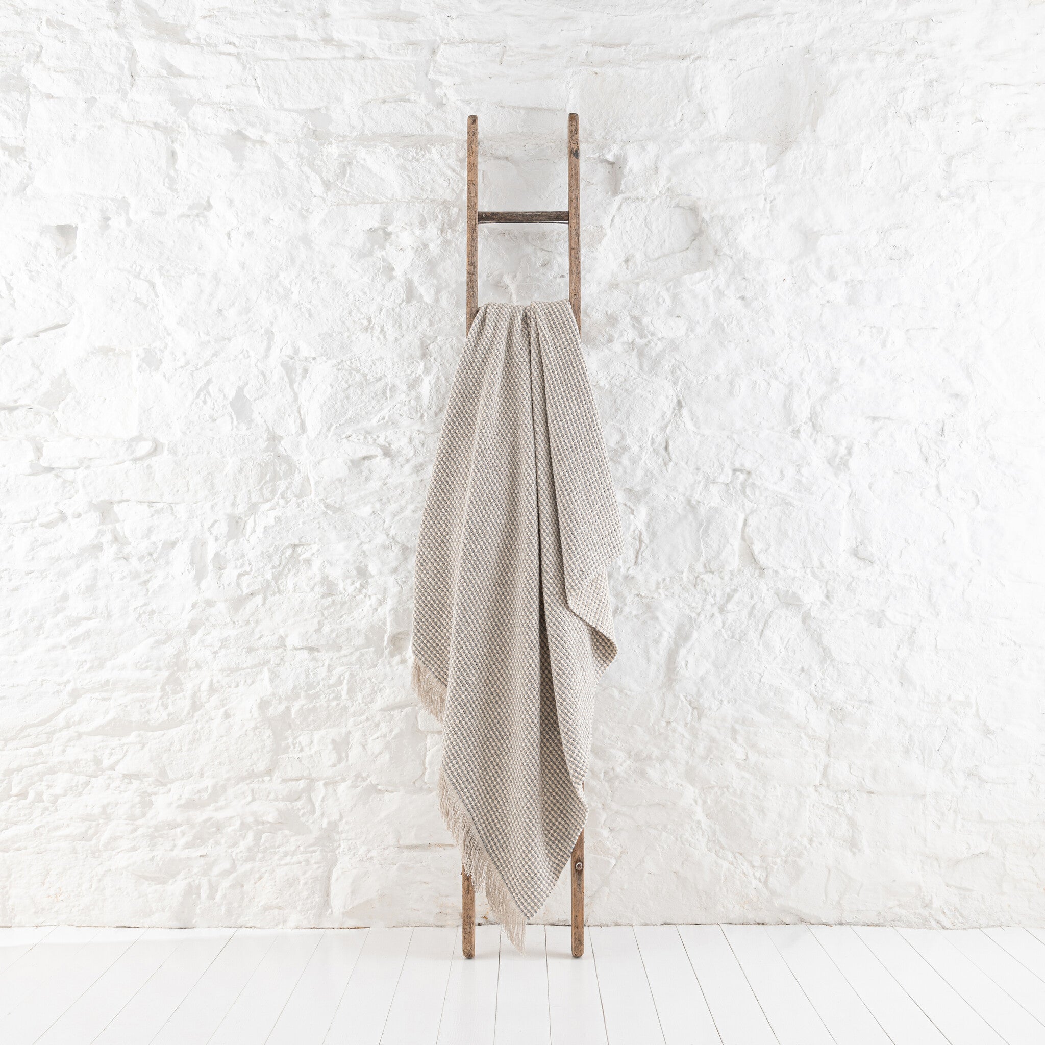 Boucle Chunky Woven Throw