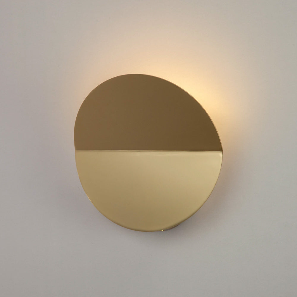 Round Diffused Wall Light – Brass