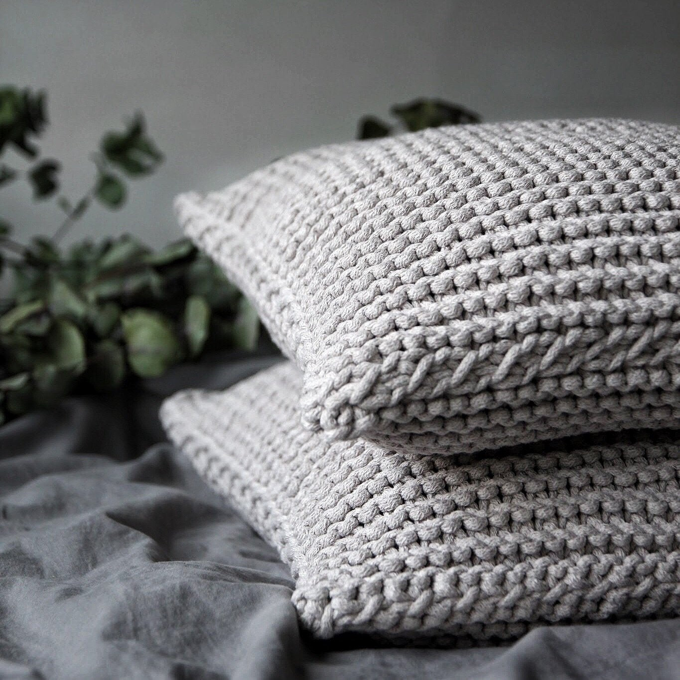 Knitted Cushion - Oatmeal
