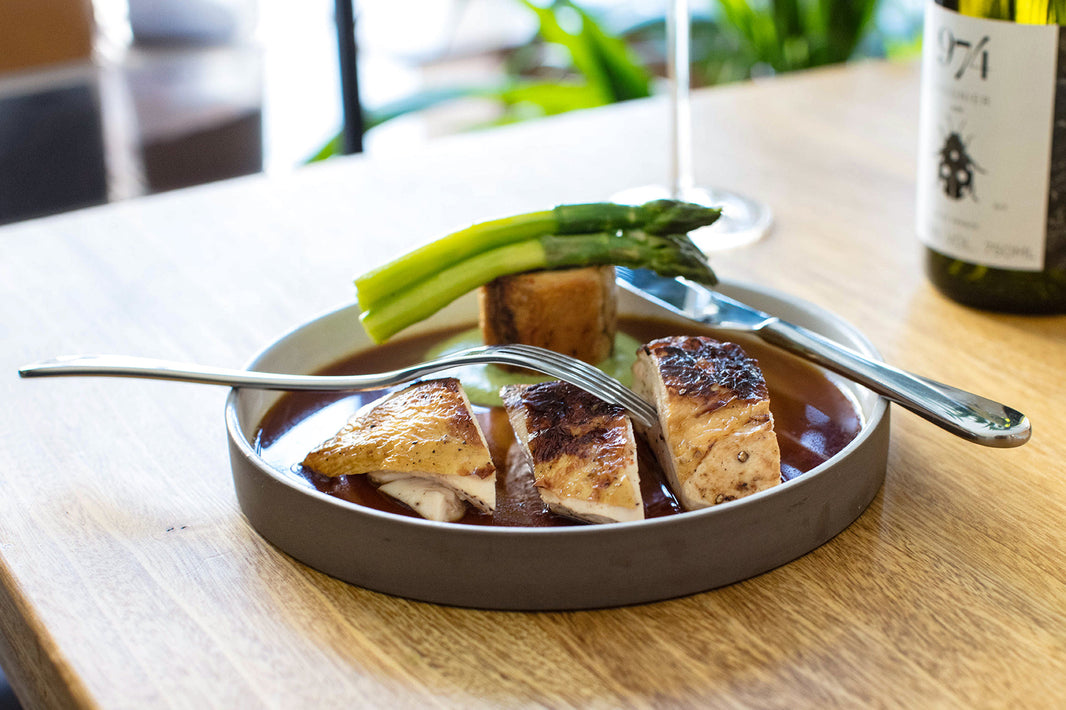 Satin vs Mirror Cutlery: Which Finish Should You Choose?