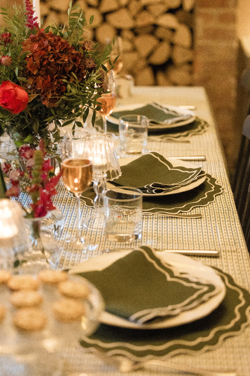 A Christmas Table with Character: Winter Berries, Burgundy & Green with Rosie Dalia