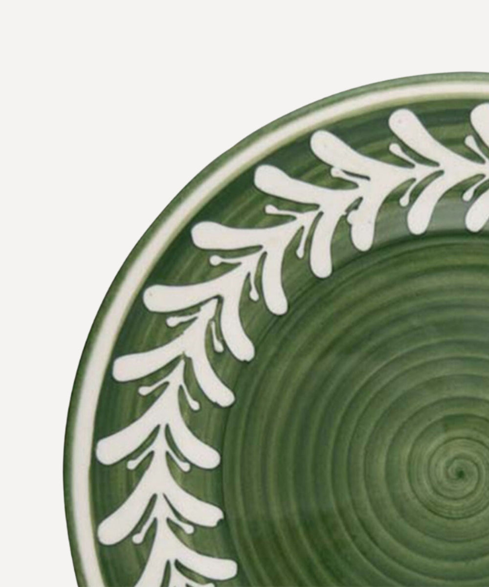 Helecho Dinner Plate Ceramic Dark Green with white Fern patterns on edge on a white background