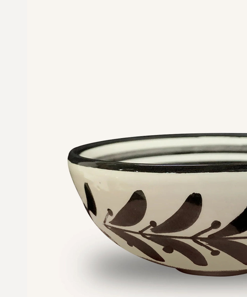 Helecho Tapas Bowl Close up Jet black pattern of Fern Leaves handpainted on bowl on a white background