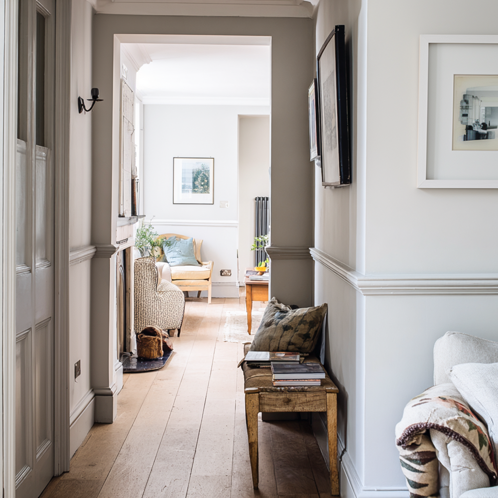 Little Knights Pebble Beach light warm grey paint colour
