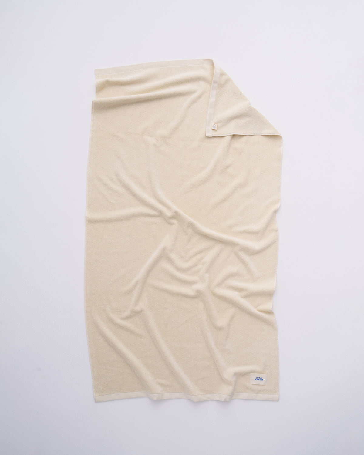 Organic cotton neutral towel ethically made in Portugal