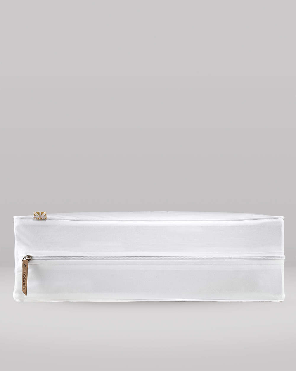 Organic cotton storage box for summer and winter clothes to protect for next season